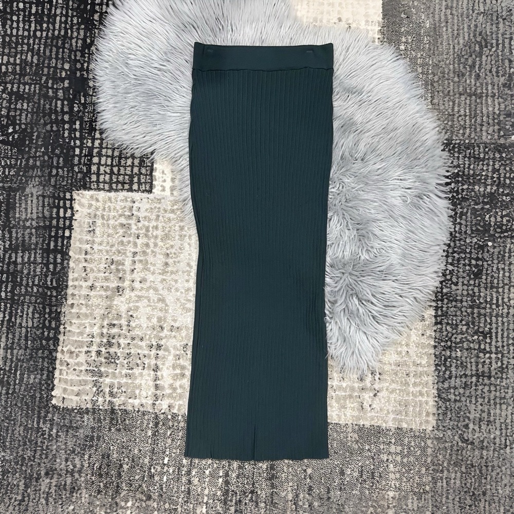 ZARA Women's Green Ribbed Midi Bodycon Skirt Size Medium